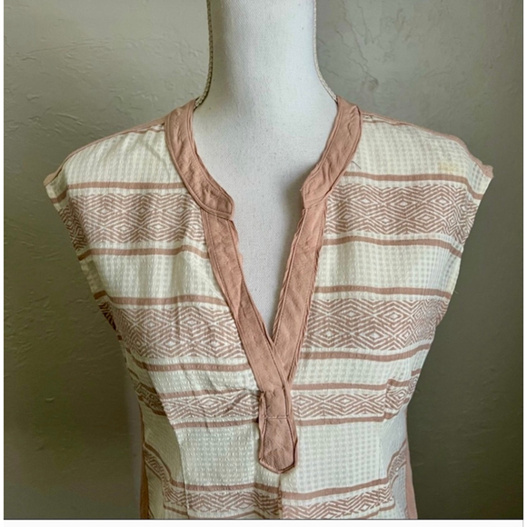 Anthropologie Postmark Blush Cream Split Neck Hi-Lo Blouse Sz S - Picture 4 of 12